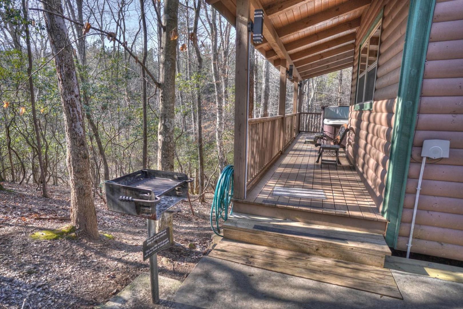 Luxury Cabin Sleeps 8 With Creekside Fire Pit Near Helen Ga Cleveland Extérieur photo